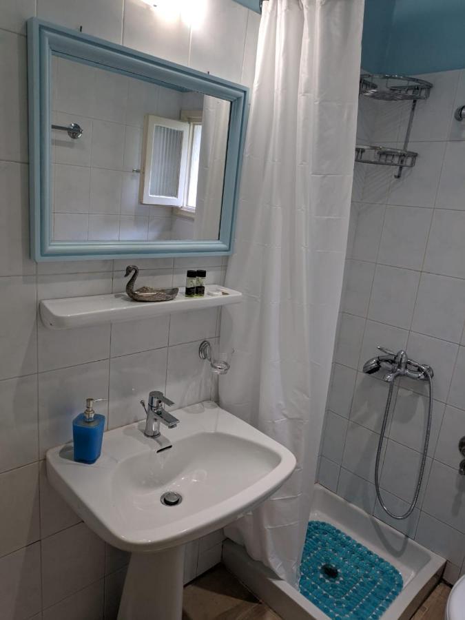 Helena's Rooms Kassiopi Buitenkant foto